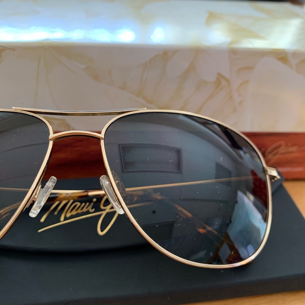 Maui Jim Cliffhouse Gold Polarized Aviators